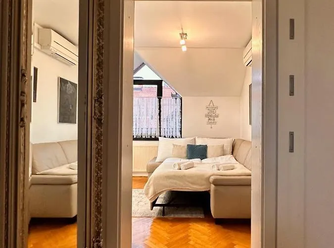 Charming Loft Apartmán *